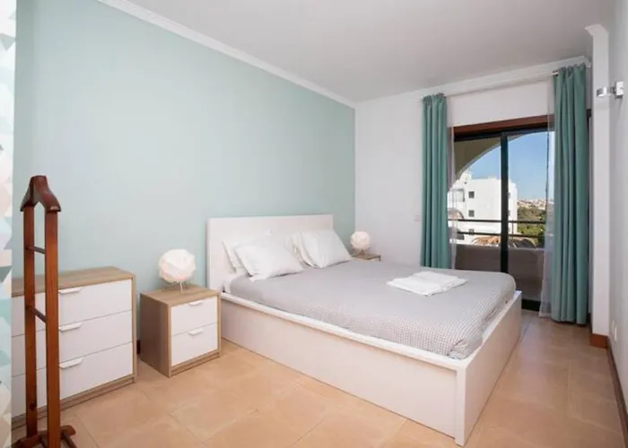 Apartamento The Concierge - Modern Salgados *